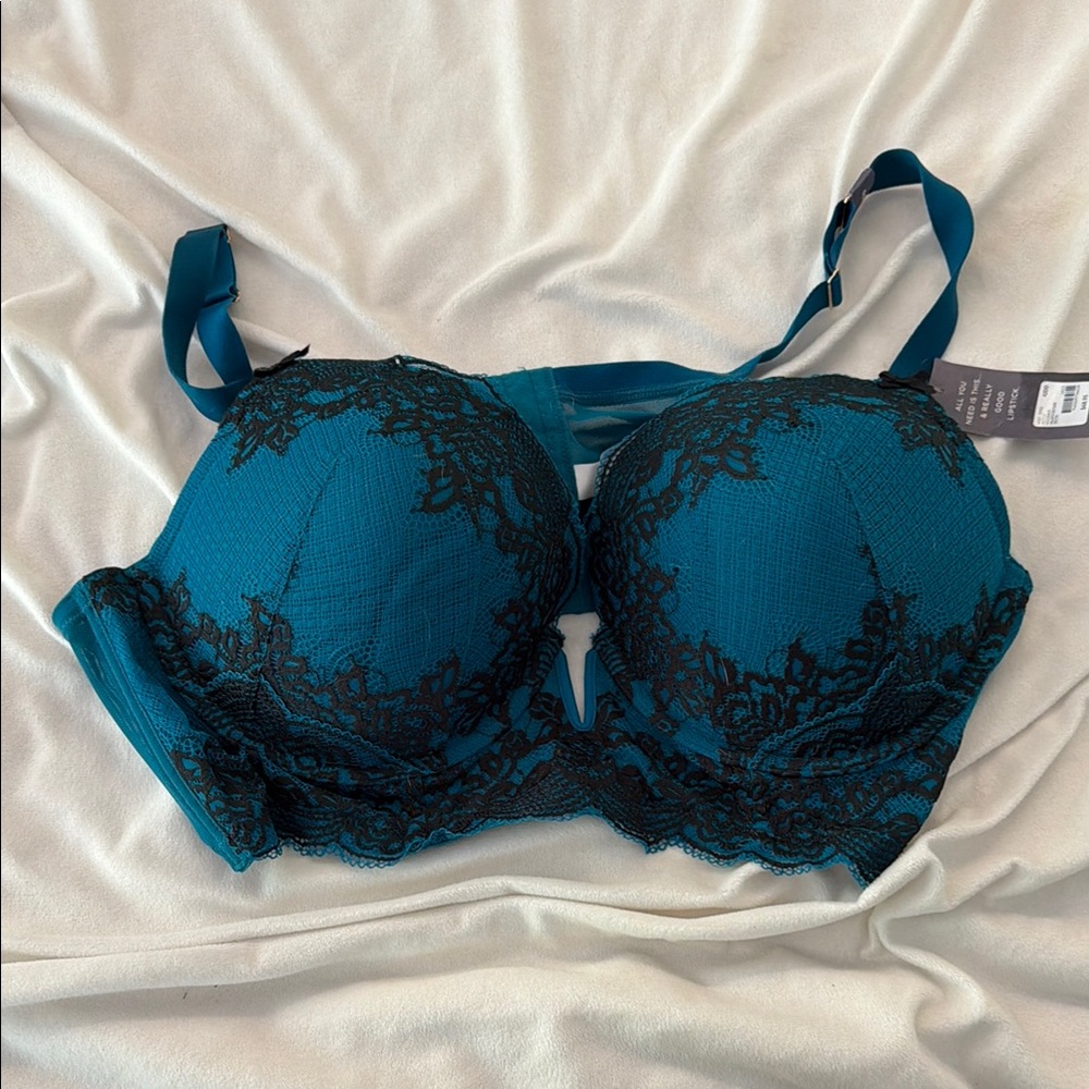 Teal Lace Push-Up Bra - Women Intimates